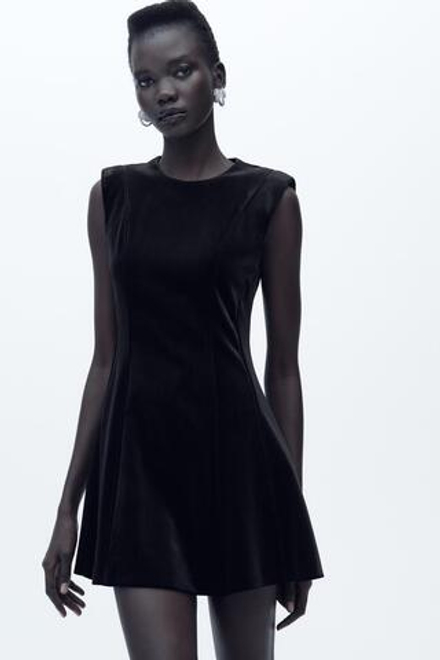 ZARA МИНИ-ПЛАТЬЕ ИЗ БАРХАТА, ЧЕРНЫЙ