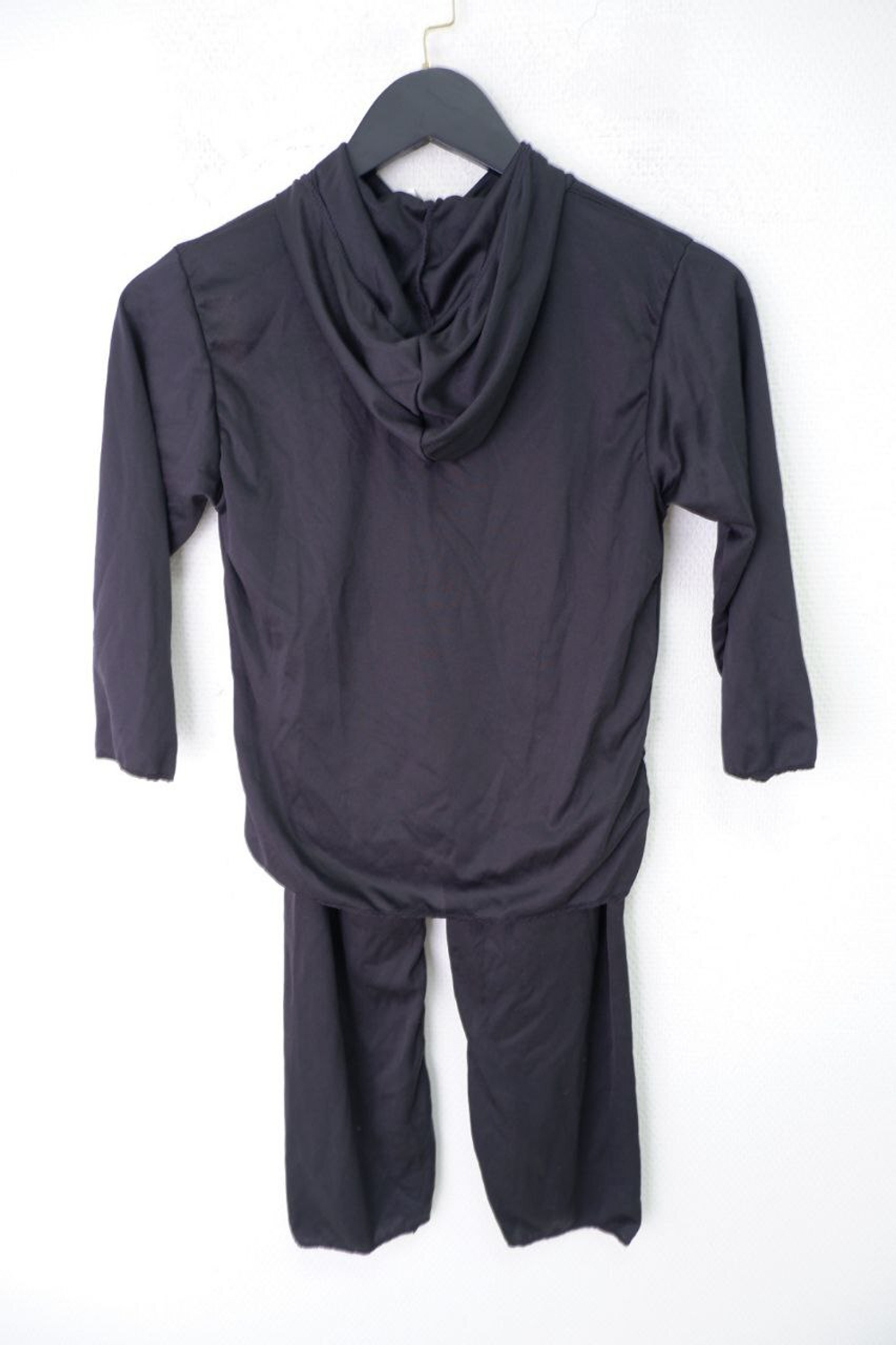 Костюм спортивный на 7 лет