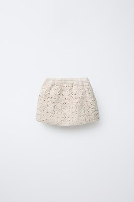 ZARA ЮБКА ИЗ КРУЖЕВА КРОШЕ, ЭКРЮ