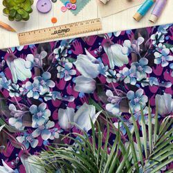 Ткань дюспо живые тюльпаны и сирень на сиреневом фоне