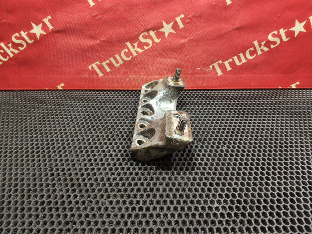 Кронштейн бака AdBlue 2013г.