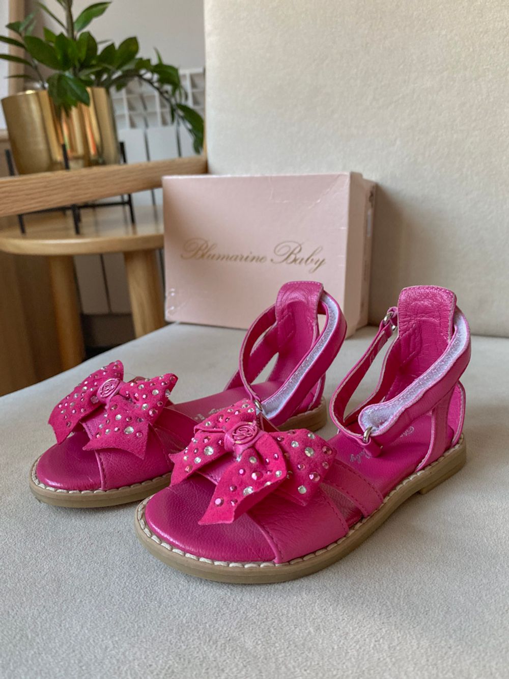 Новые босоножки Blumarine Baby, 25