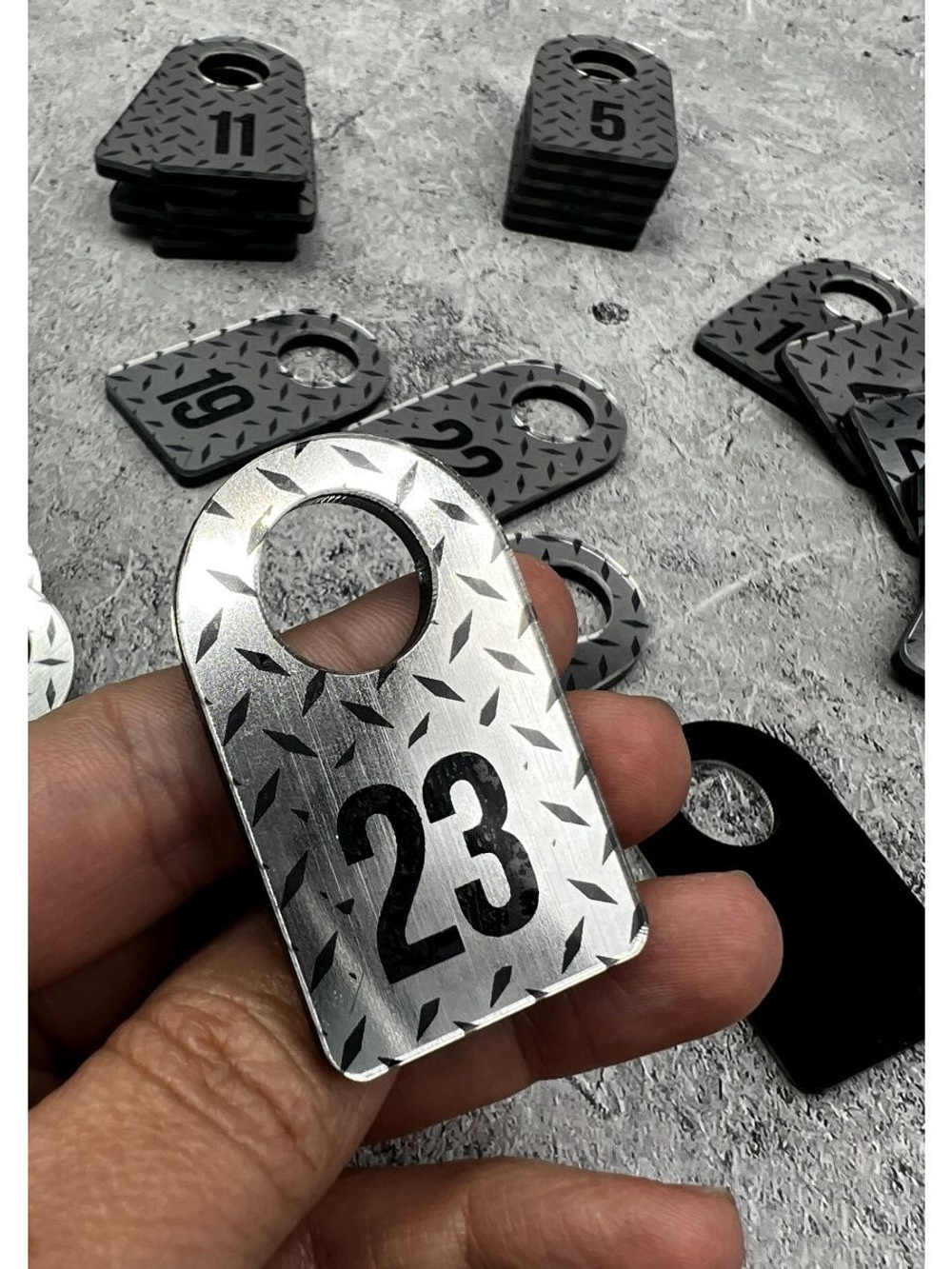 Номерки для гардероба 25шт