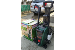 Очиститель высокого давления Bosch UniversalAquatak 130 06008A7B00