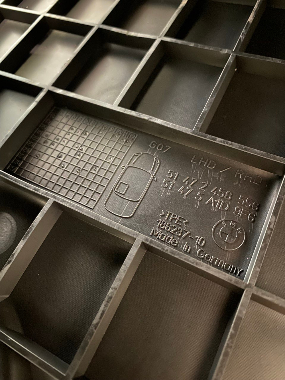 Коврики BMW X7 G07 (3-го ряда 6 мест)