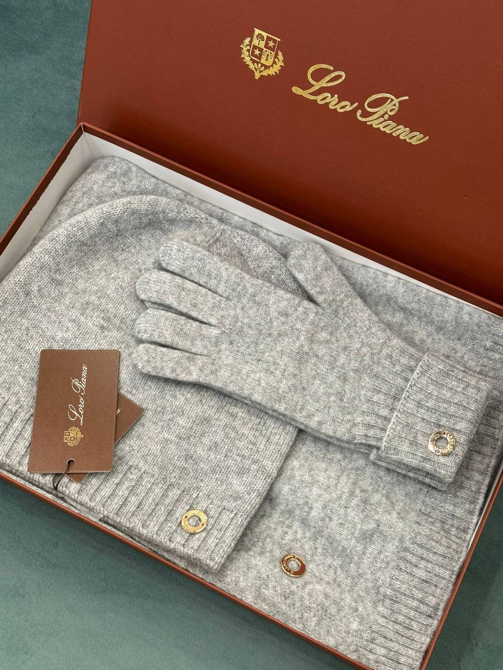 Комплект Loro Piana (шарф + шапка + перчатки)
