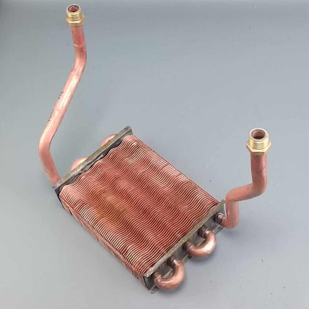 Б/У Теплообменник основной для котлов BOSCH  Gaz 2000 12-18, Gaz 6000 12-18, BUDERUS U072 12-18 арт. 87186446380
