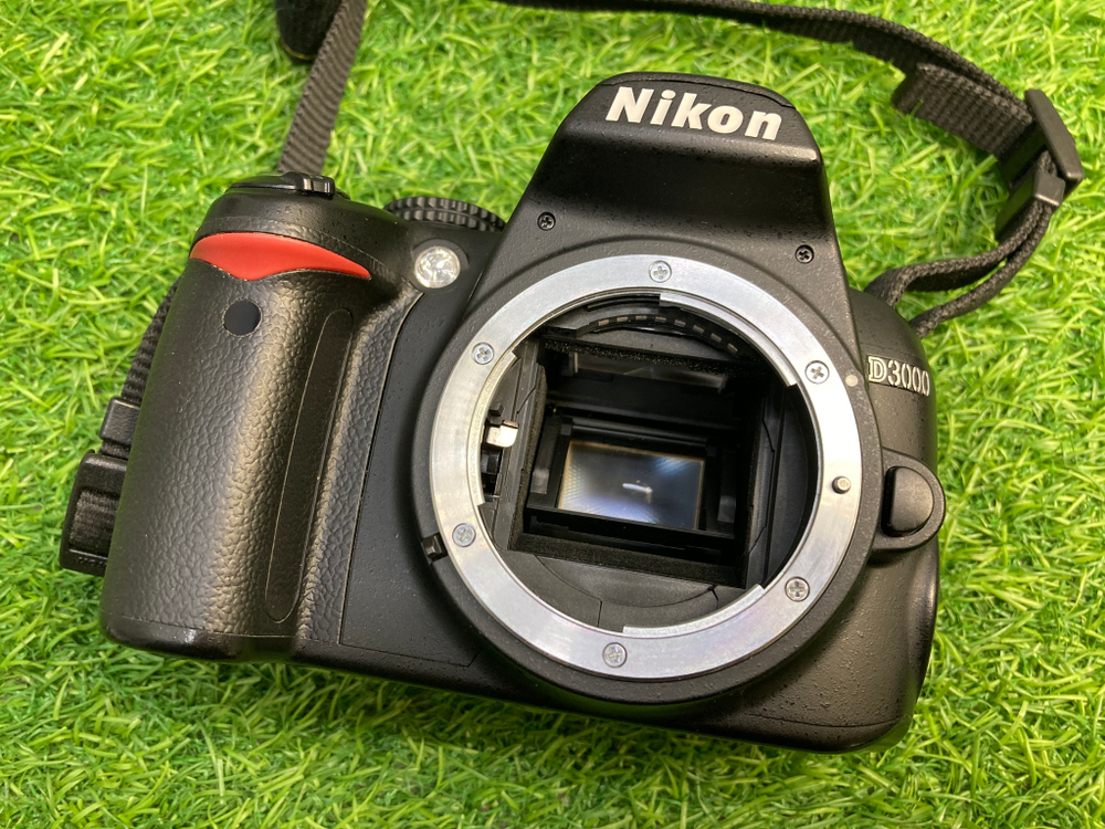 Nikon D3000 Kit 18-55mm Покупка/Продажа