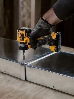 DeWalt Шуруповерт, 12 В, 0 АКБ