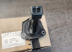 Датчик уровня масла Audi/VW 03C907660T 03C90766