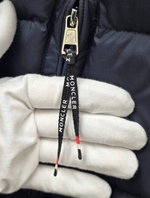 Пуховик Moncler