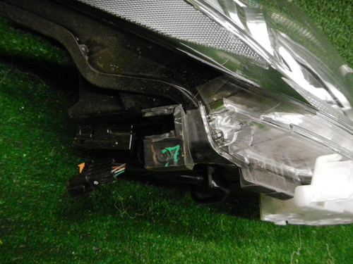 Битая Фара правая Nissan Murano Z52 (14-22) LED