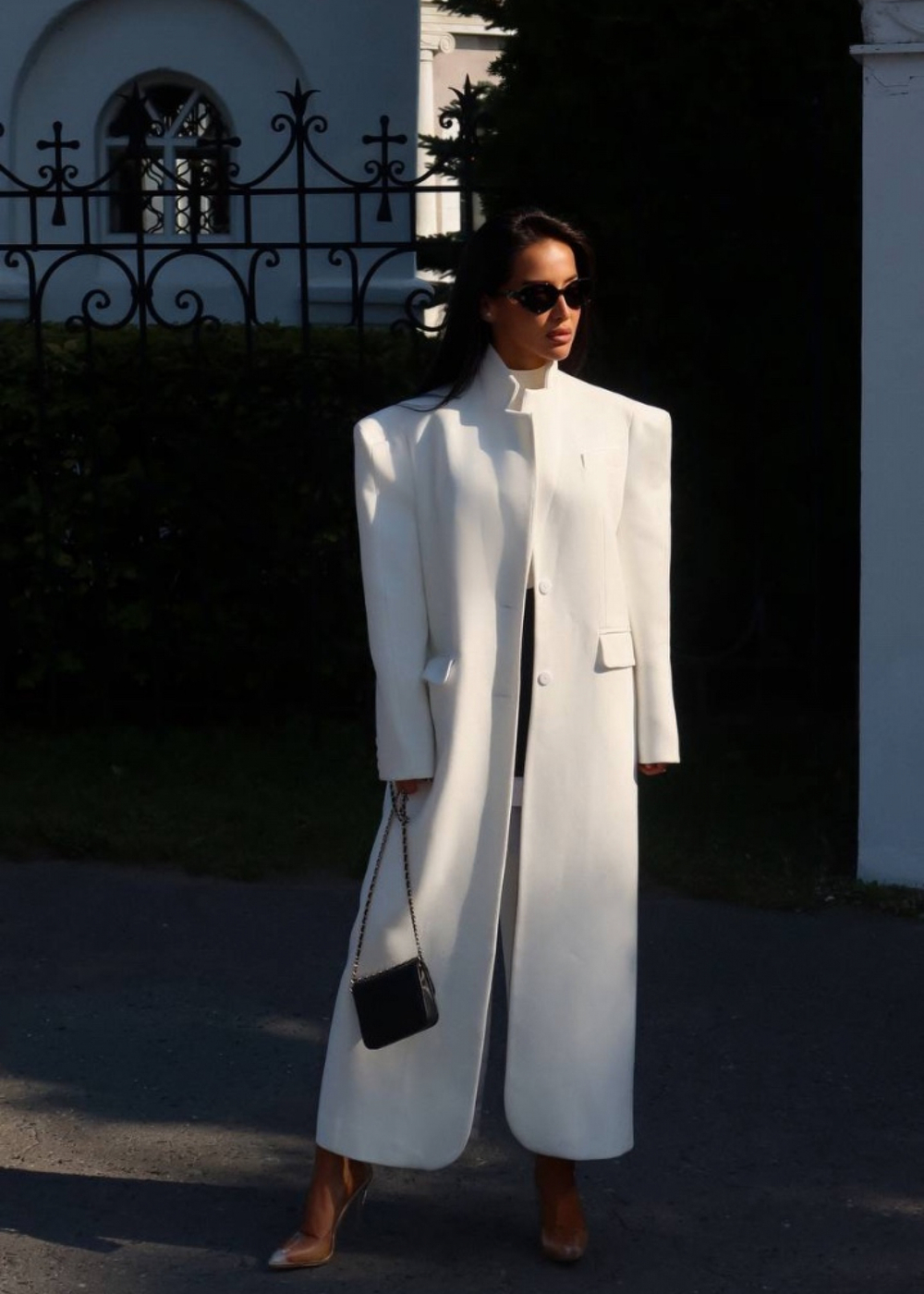 Пальто Топ, Белое