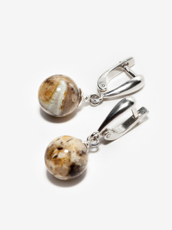 Серьги цельным пейзажным янтарем 10 мм. Натуральный камень серьги