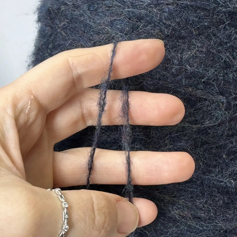 KILT - LANIFICIO dell' OLIVO; 20% кидмохер, 20% меринос, 15% вискоза, 22% п/а, 23% п/с; 450м/100гр; col. 890, цвет: петроль меланж; S714