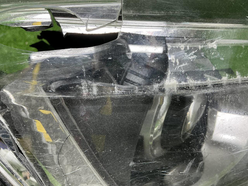 Битая Фара правая Subaru Forester 5 SK (18-21) LED