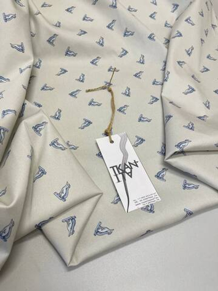 Костюмно-плательный принтованный хлопок (97%хлопок/3%эластан, Нежно-серый фон/силуэты собачек, 147, 160 гр/м2)