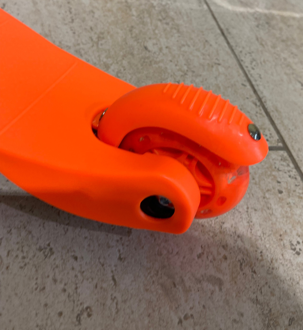 Самокат трехколесный оранжевый GT-4105A