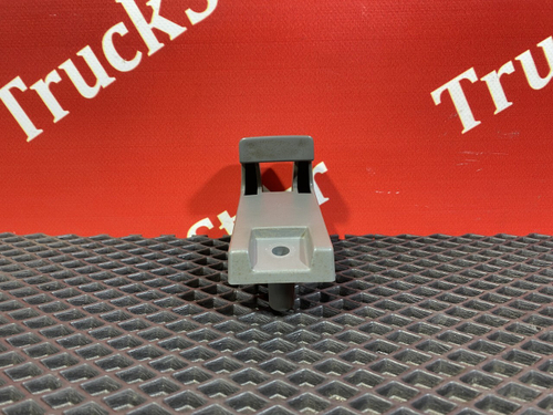 Крючок для одежды 2018г