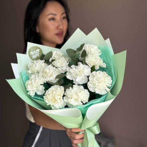 Белоснежная нежность – «Букет белых диантусов» средний