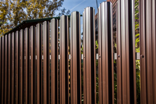 ШтакетникЕвро Стандарт Сокроф RAL 8017 шоколад  103х1500мм