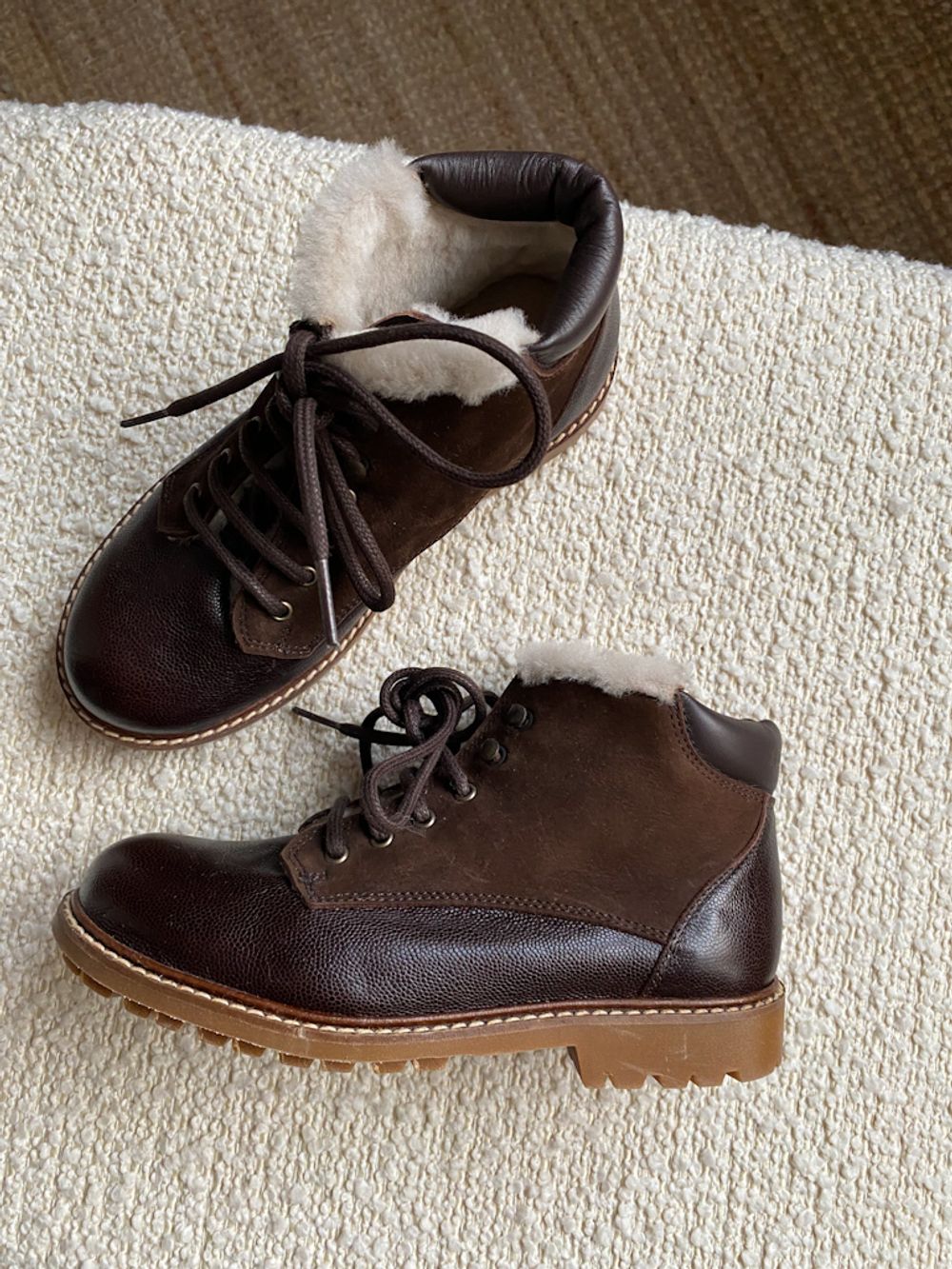 Новые зимние кожаные ботинки Bonpoint, 33