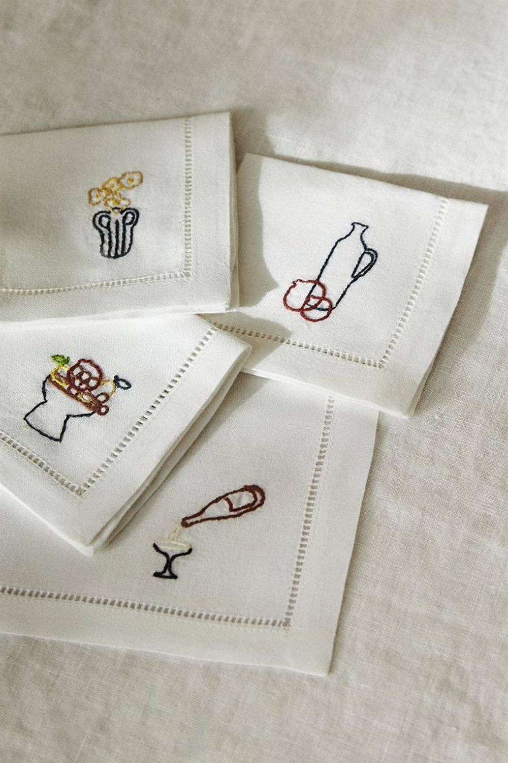 ZARA HOME САЛФЕТКА С ВЫШИВКОЙ (4 В УПАКОВКИ), СИНИЙ