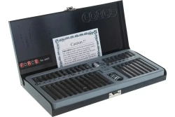 Набор бит с битодержателями FORCE 40 предметов (70/35,T20-Т55, H4-H12, M5-M12) в железном кейсе