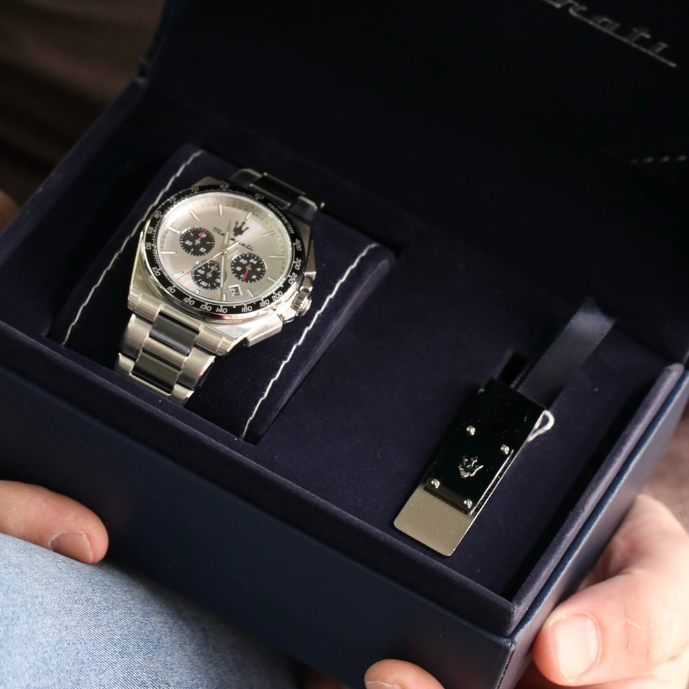 Maserati R8873652009