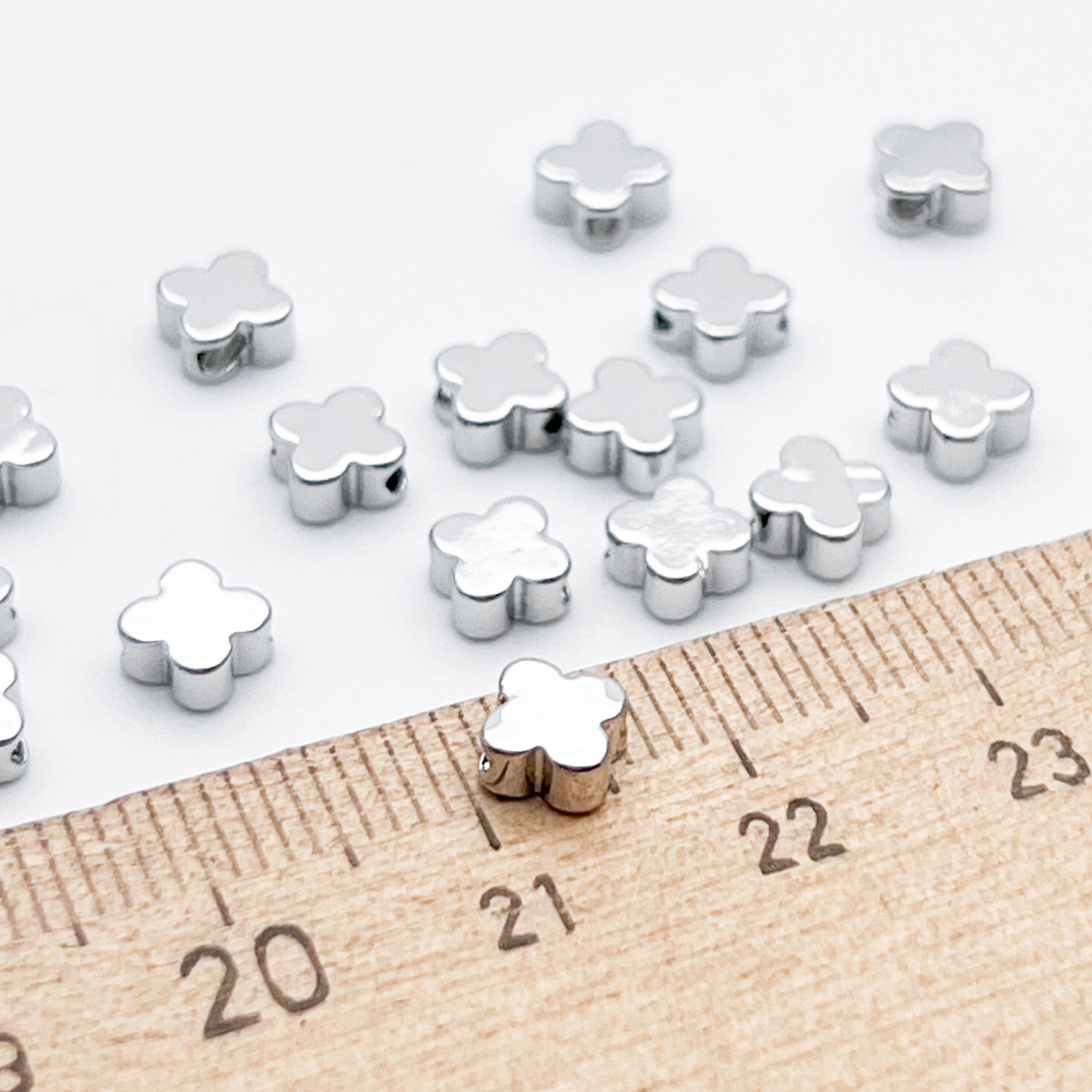 Бусина Клевер, цвет серебро (родий), размер 5,8 мм, цена за 1 шт