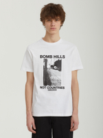 Мужская Футболка Bomb Hills Not Countries