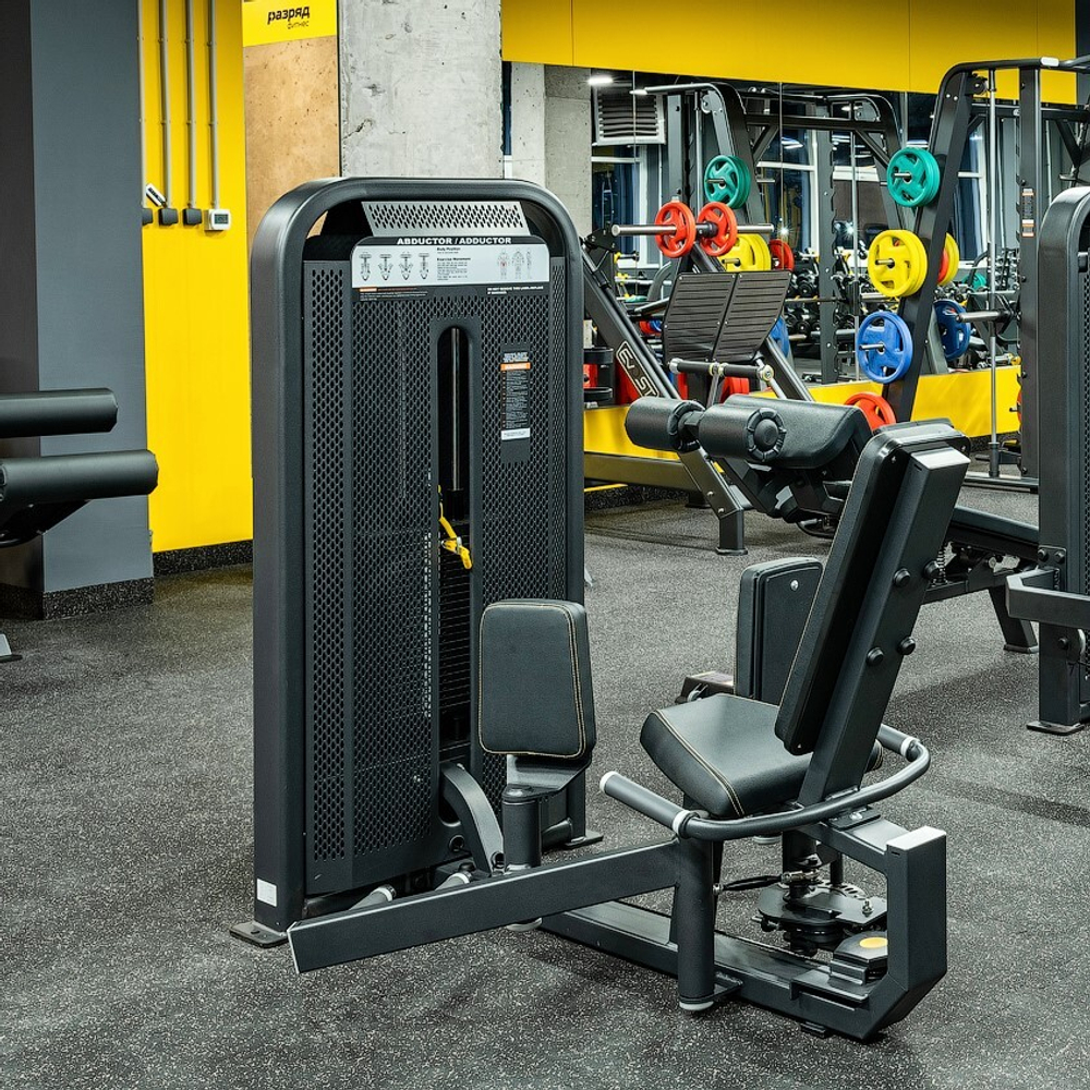 U3021D (E5089) Сведение/Разведение ног сидя. Стек 95 кг