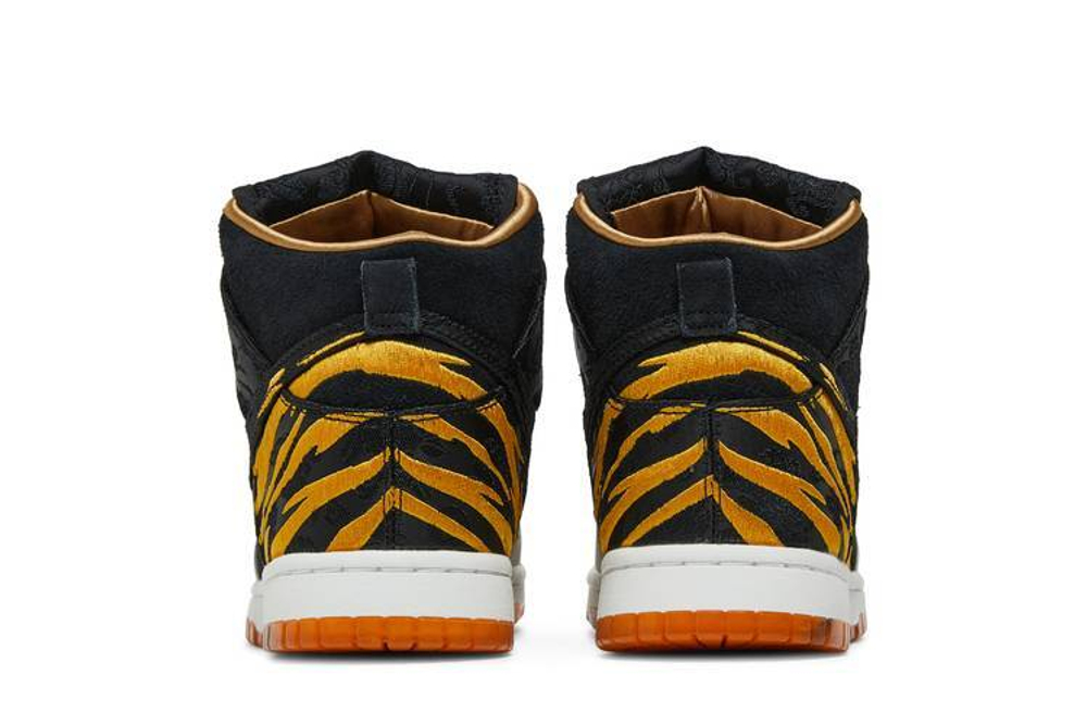 Кроссовки Nike Dunk Retro Prm "God Of Wealth"