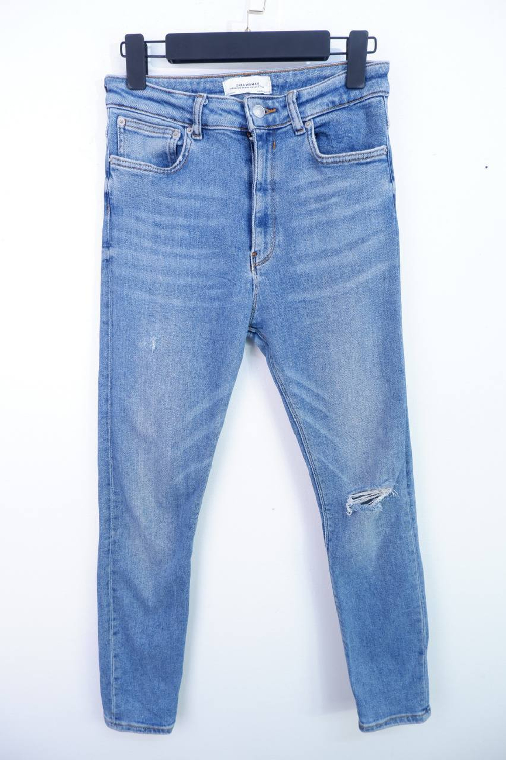 Джинсы Zara модного цвета, маркировка 40, визуально на 46 размер