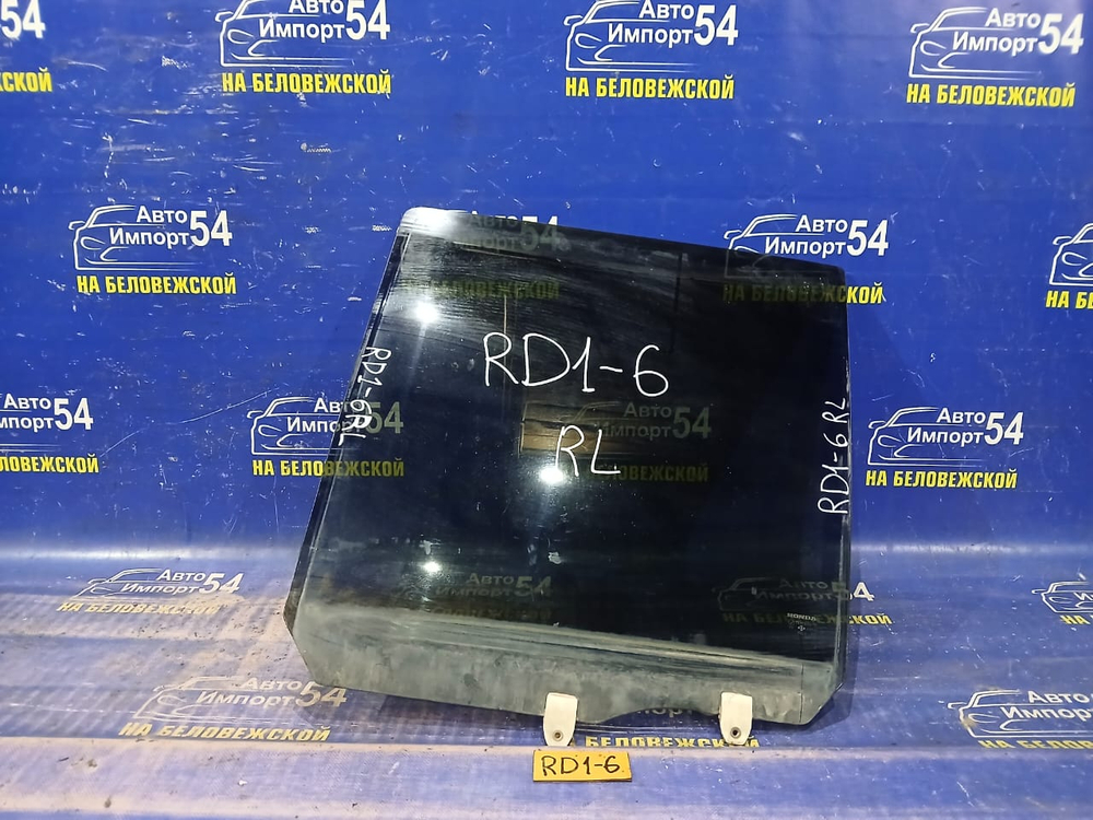 Стекло двери задней левой Honda CRV 1996