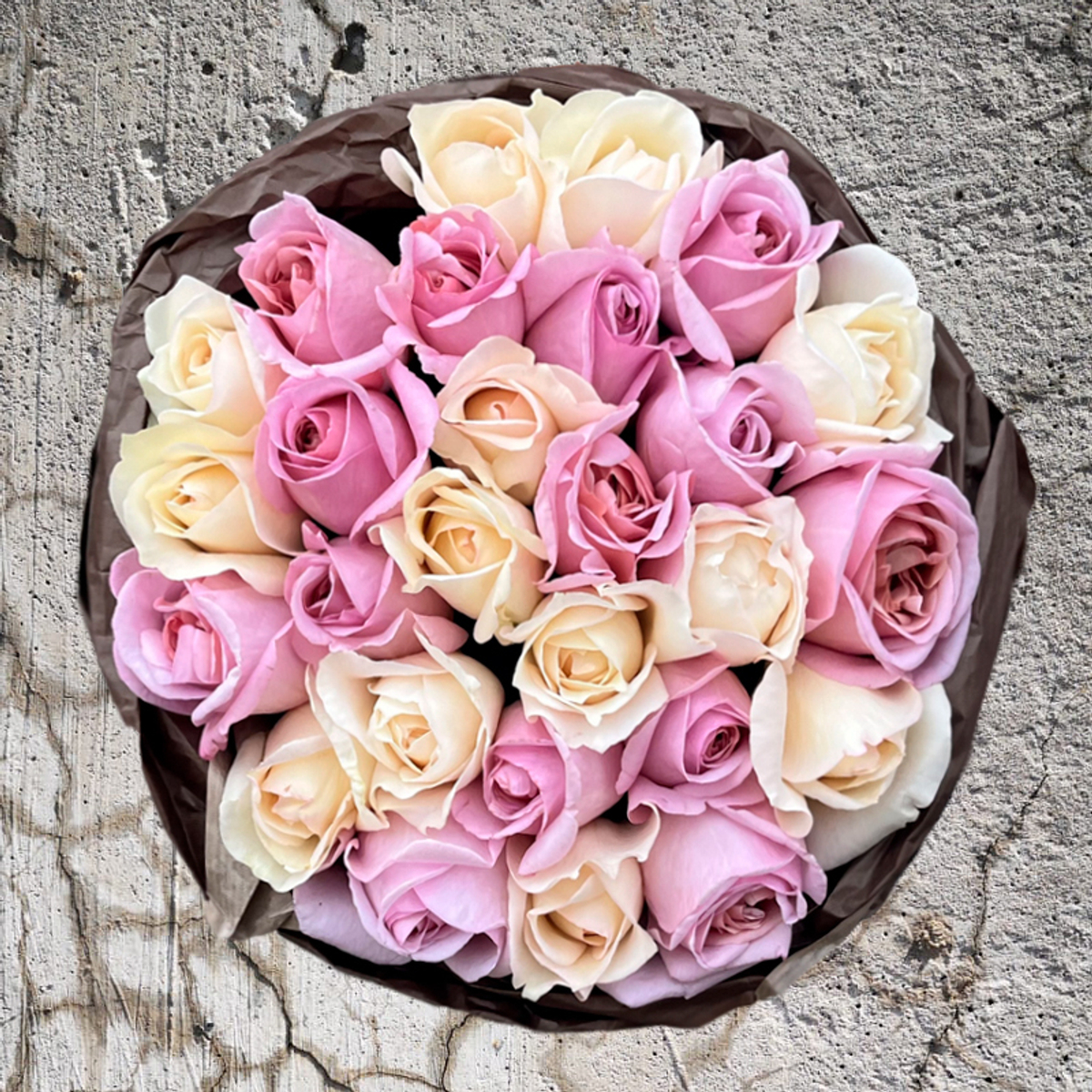 букет ароматных роз Пудровый микс | Крим Пьяже и Шоколя Романтика Фея розы