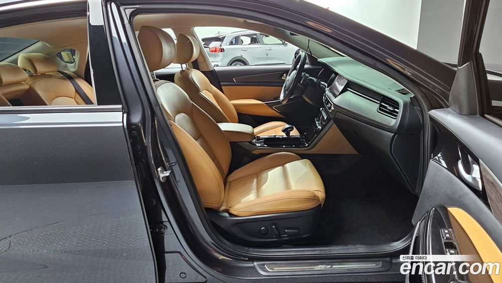 Kia K7 (Cadenza) Premier 2.5 GDI Noblesse (10.2019)
