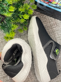 Слипоны на липучке