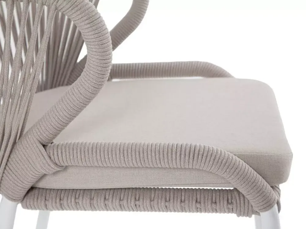 "Милан" стул плетеный из роупа, каркас алюминий белый муар, роуп бежевый круглый, ткань бежевая 035