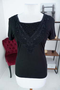 Футболка из хлопка с красивым узором 44 размер