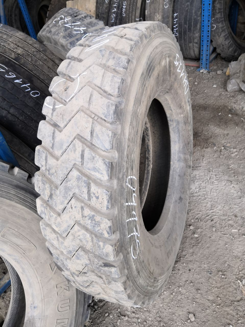 12R22.5 Kumho PowerFleet 921 шина б/у