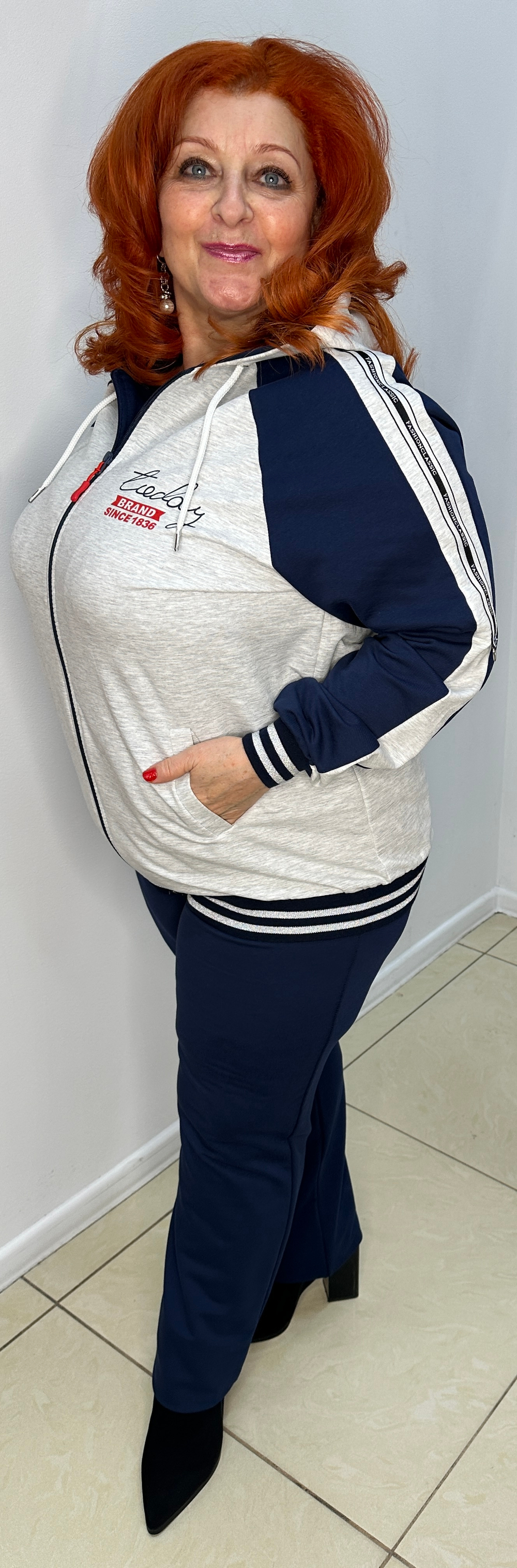 Комбинированный коттоновый спортивный костюм