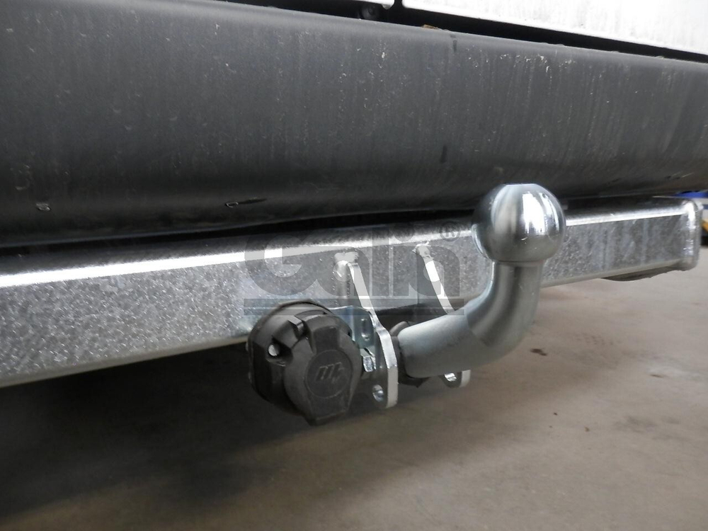 Фаркоп оцинкованный Galia M118C для Mercedes Sprinter 2006-, Volkswagen Crafter 2006-(паспорт и сертификат в комплекте)(без электрики)
