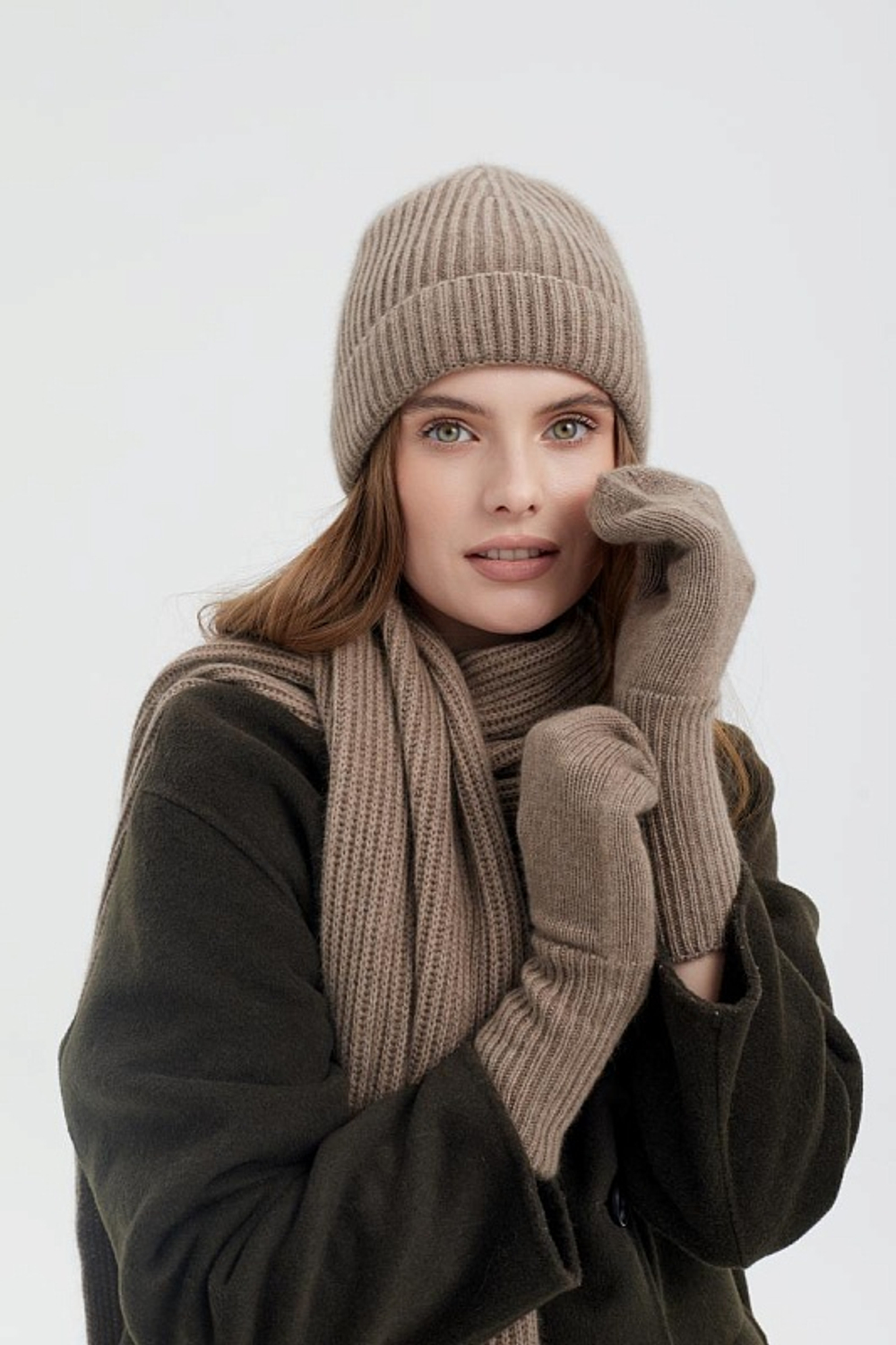 Варежки В805-29 т.бежевый