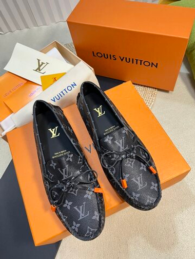 Louis Vuitton Mocassin