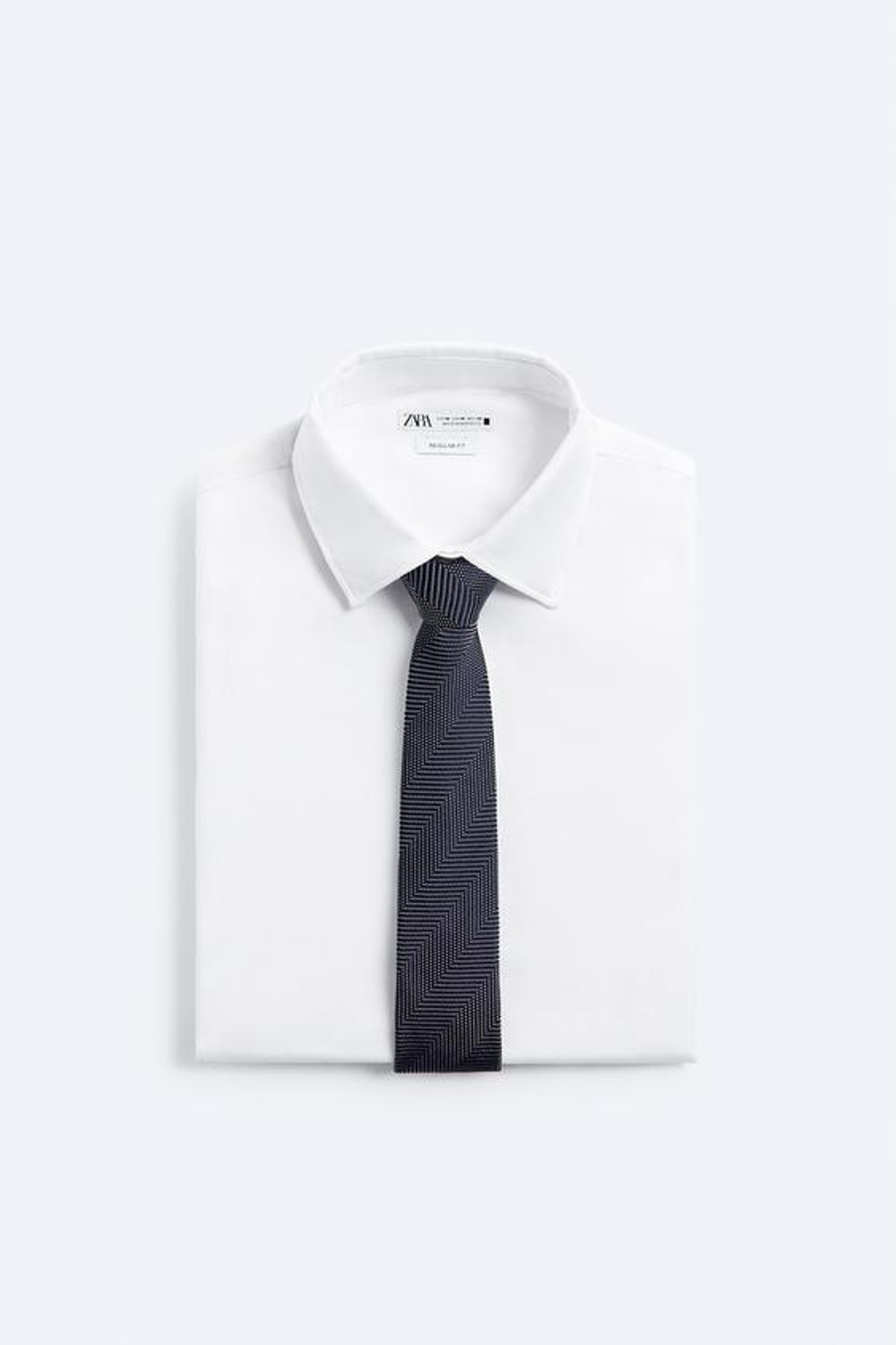 ZARA ГАЛСТУК ИЗ 100% ШЕЛКА С РЕЛЬЕФНЫМ УЗОРОМ, МОРСКОЙ СИНИЙ