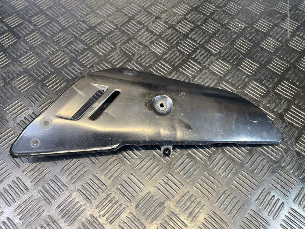 защита глушителя Suzuki GSR400 (GK7DA)