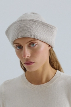 Панама из шерсти