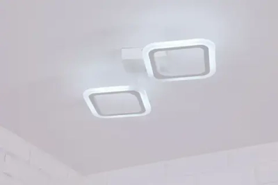 Люстра потолочная светодиодная Estero 39205-2sm, цвет белый. Люстра с пультом управления, освещение до 9 кв.м, мощность 32 Вт. Светильник потолочный