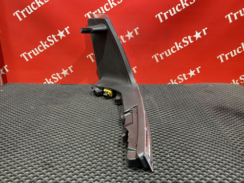 Повторитель поворота левый